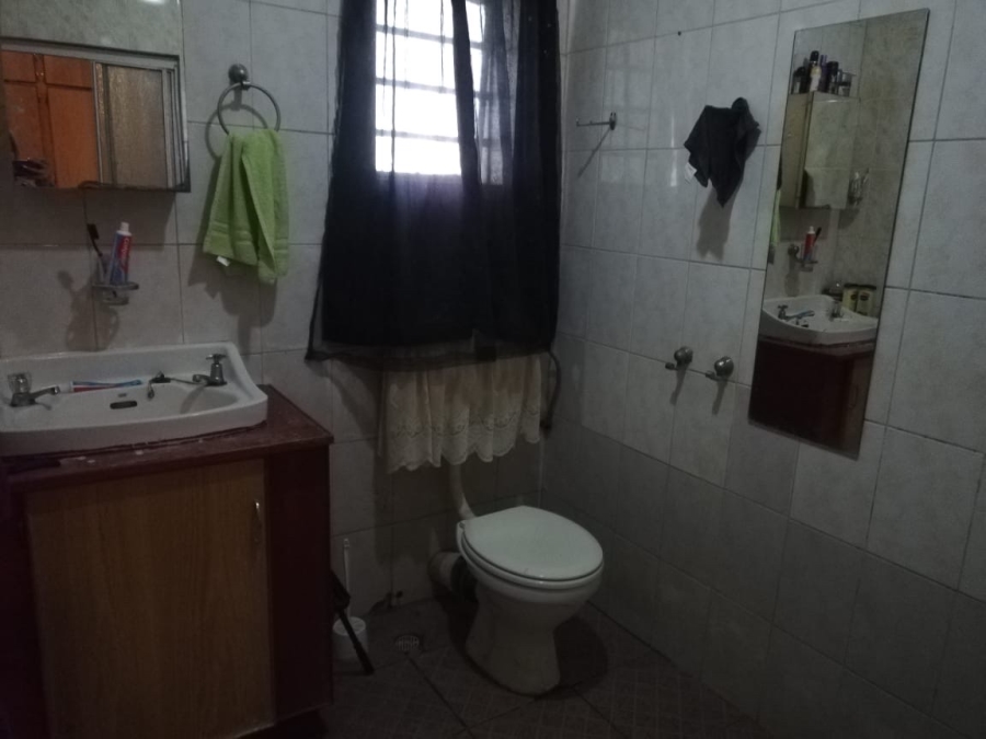 5 Bedroom Property for Sale in Stilfontein Ext 3 North West